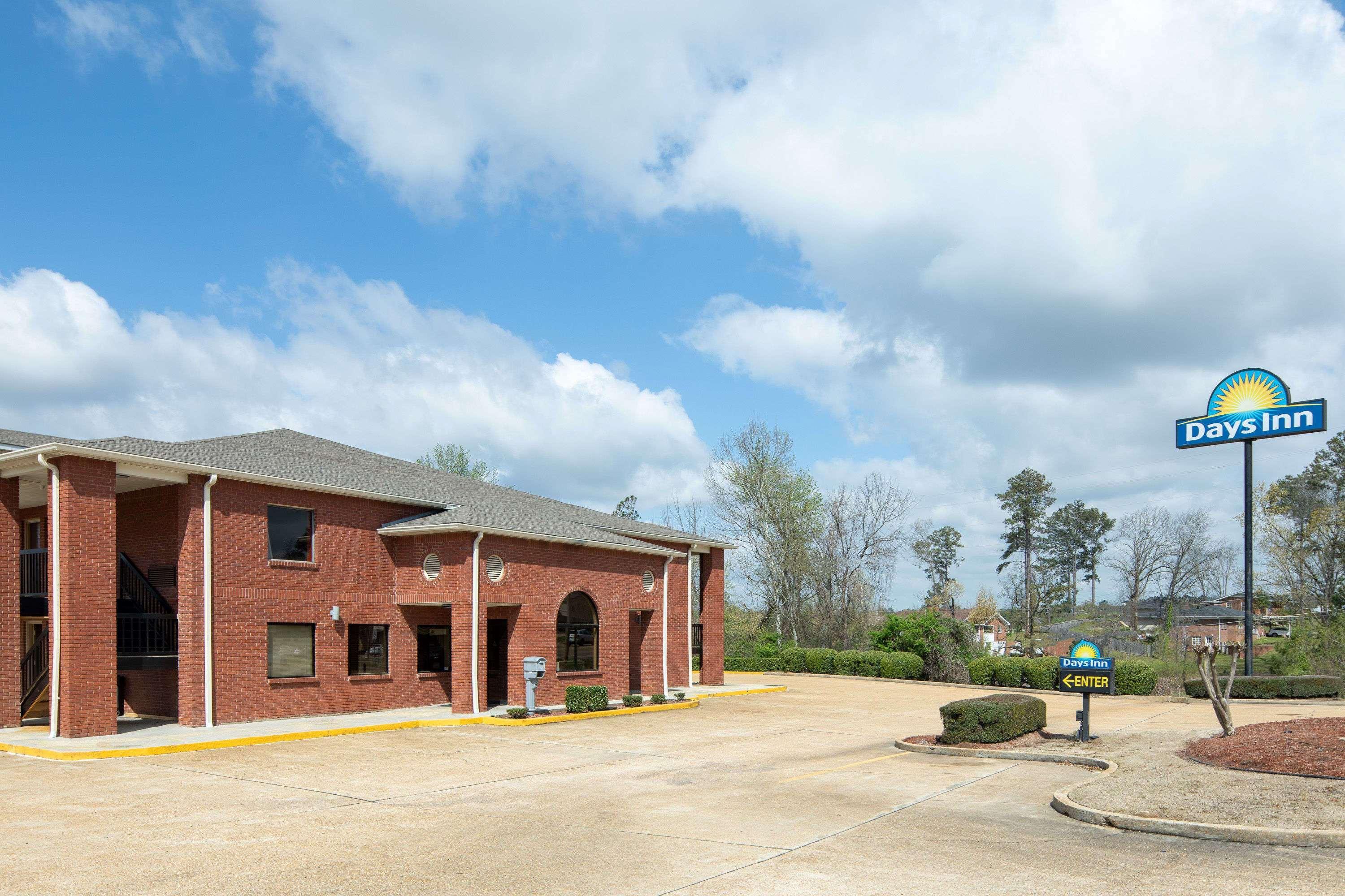 Days Inn By Wyndham Tupelo Dış mekan fotoğraf